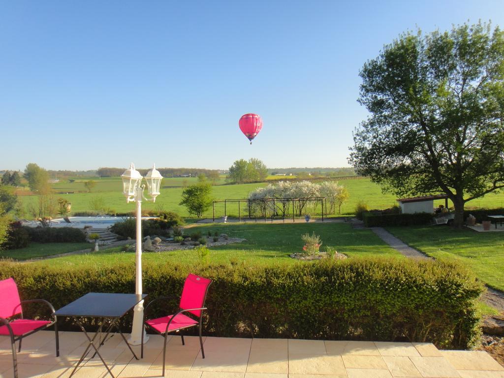 Bed and Breakfast Domaine 3 Soleils Labastide-de-Lévis Exterior foto